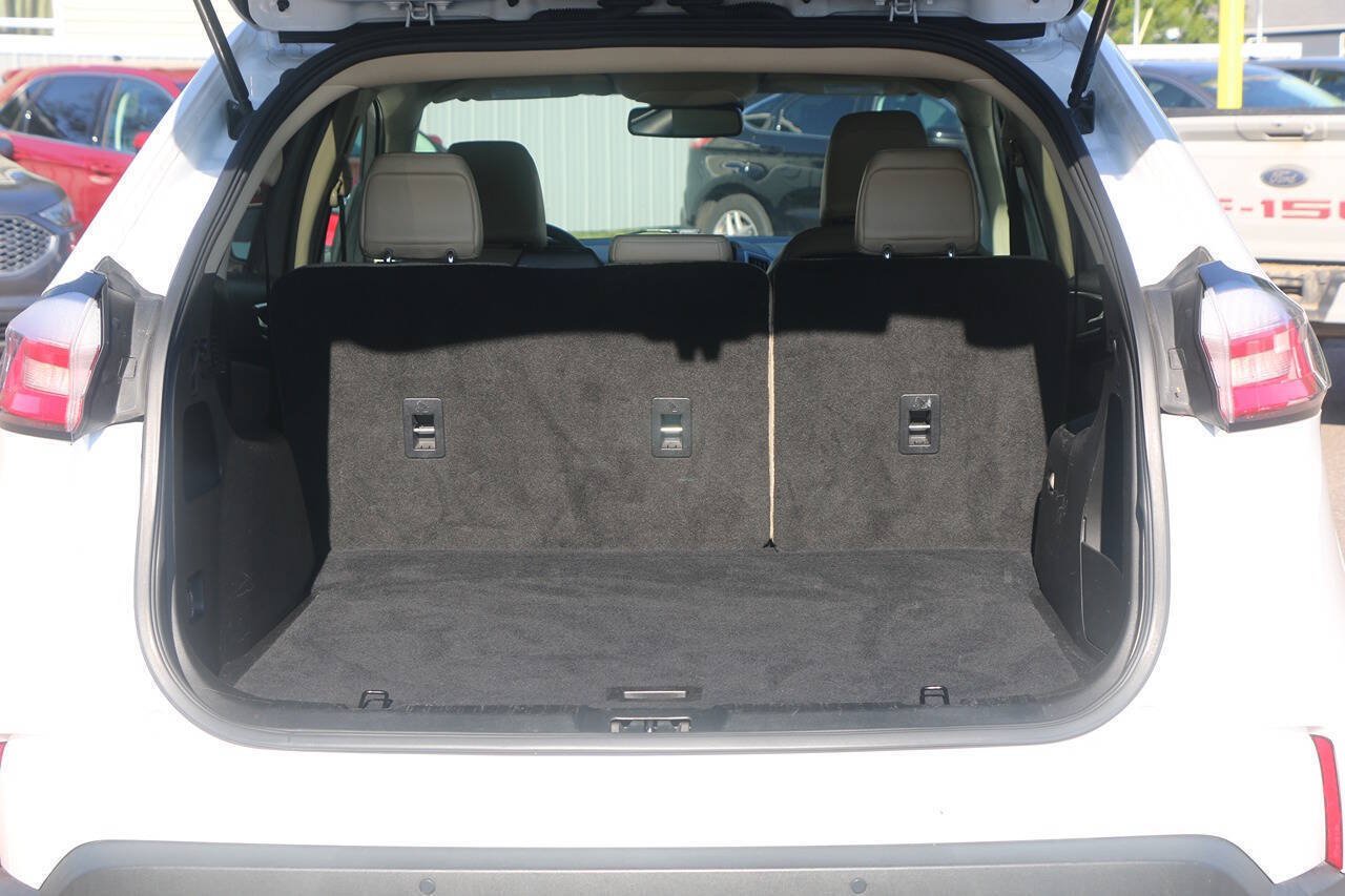 Certified 2024 Ford Edge SEL AWD/4WD image 10