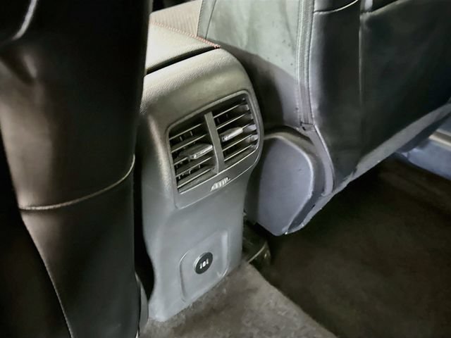 Certified 2025 Ford Escape ST-Line FWD image 23