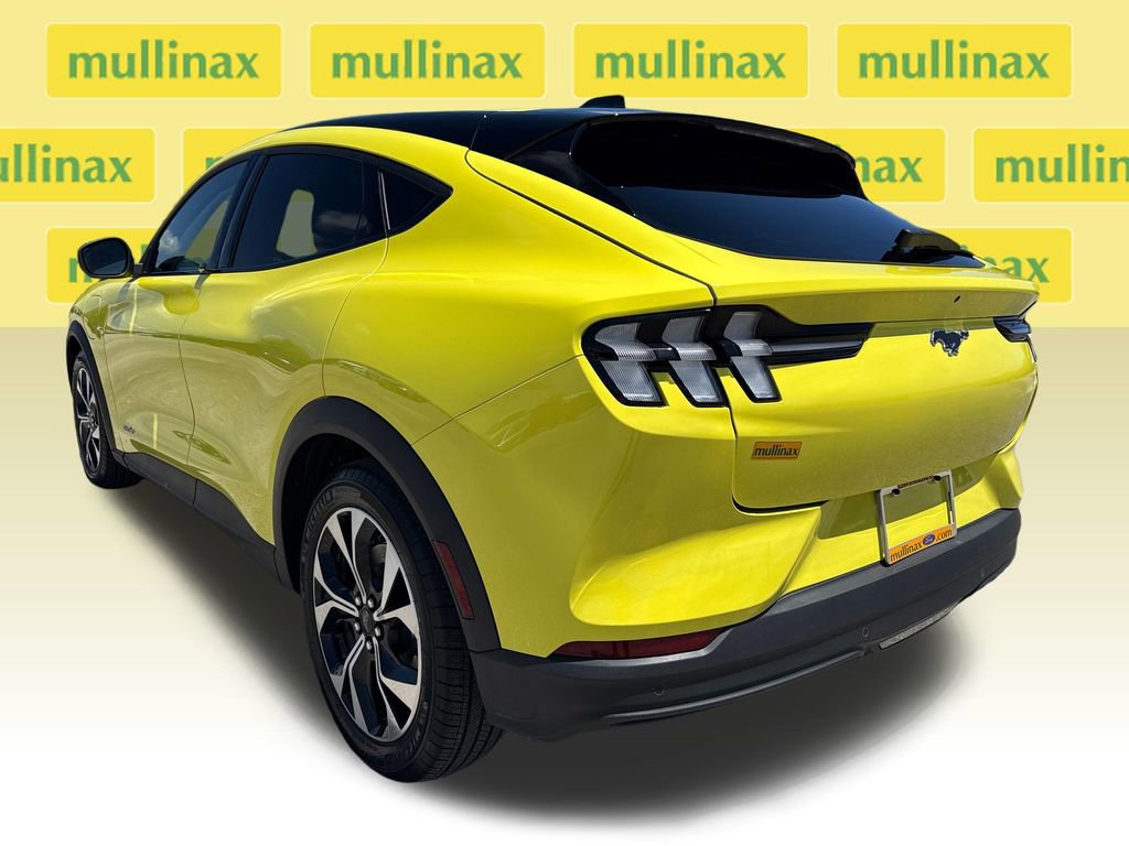 Certified 2025 Ford Mustang Mach-E Select RWD image 9