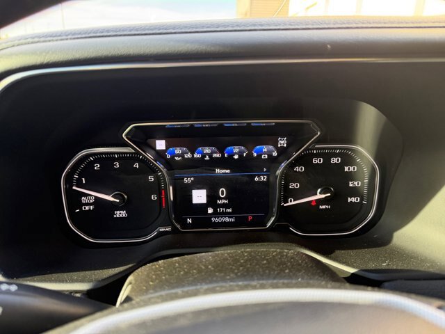 Used 2021 GMC Yukon XL Denali w/ Denali Ultimate Package AWD/4WD image 10