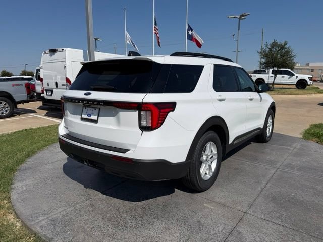 Certified 2025 Ford Explorer Active RWD image 7