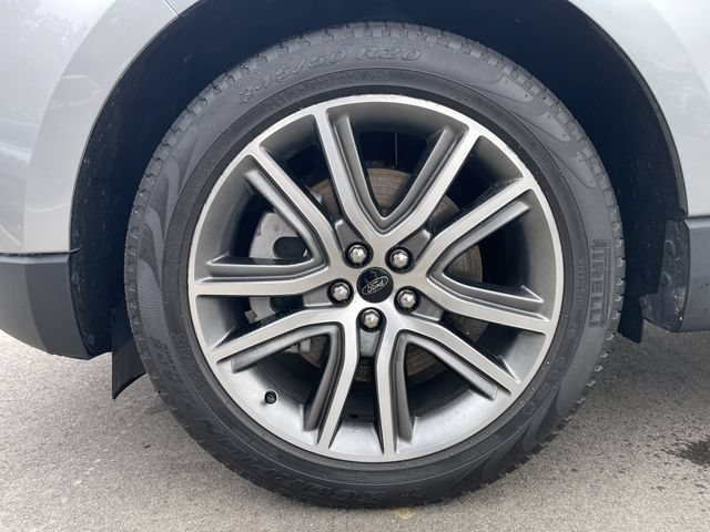 Certified 2024 Ford Edge Titanium w/ Equipment Group 301A AWD/4WD image 10