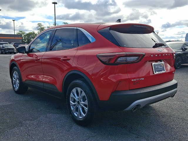 Certified 2024 Ford Escape Active AWD/4WD image 4