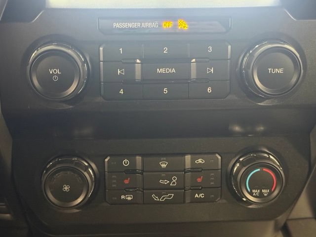 Certified 2019 Ford F150 XLT w/ Equipment Group 302A Luxury AWD/4WD image 31