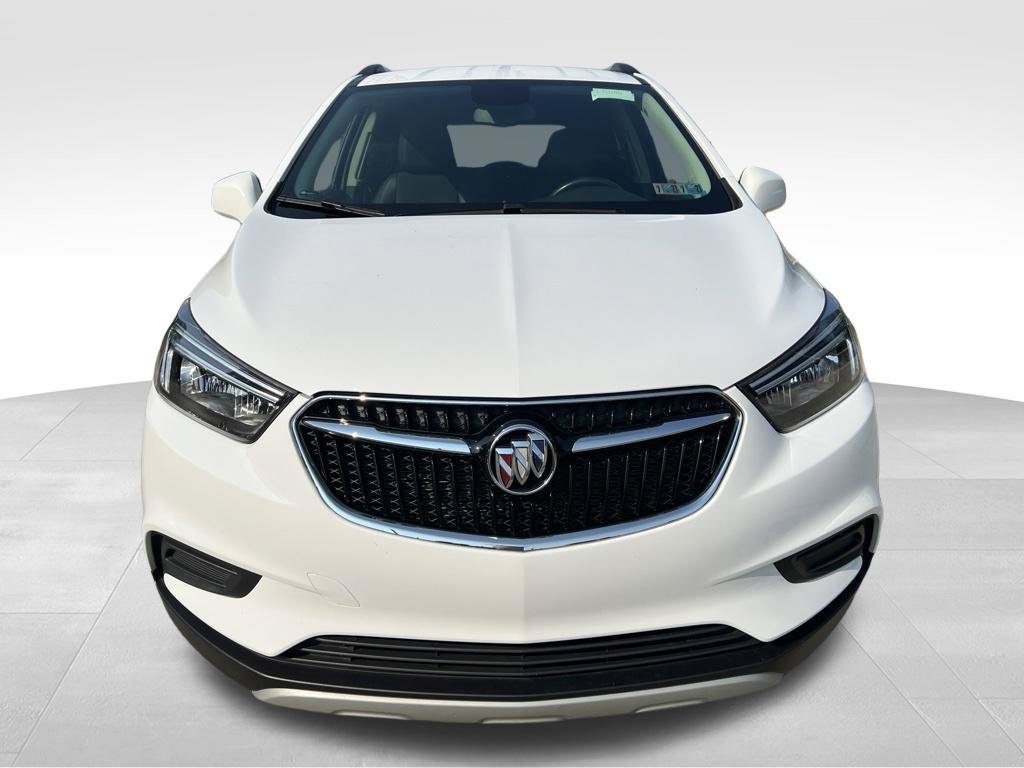 Used 2022 Buick Encore Preferred w/ Safety Package AWD/4WD image 2