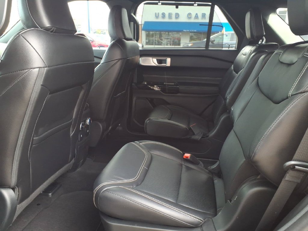 Certified 2024 Ford Explorer ST w/ Equipment Group 401A AWD/4WD image 12