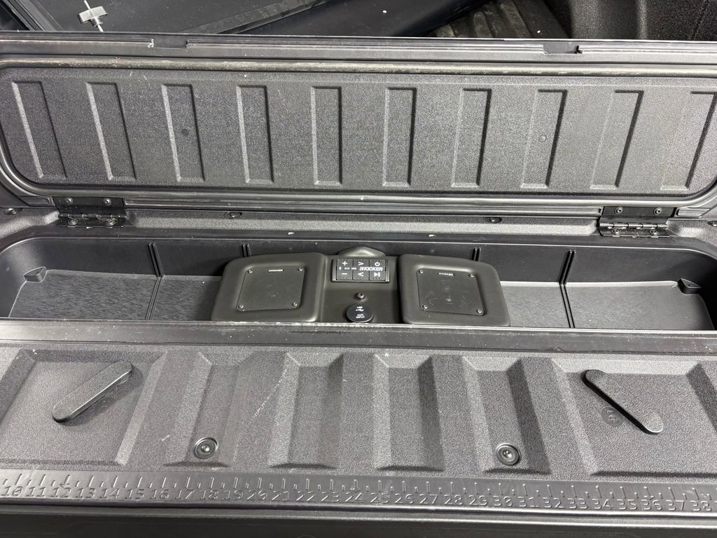 Used 2026 Chevrolet Colorado ZR2 w/ Technology Package image 32