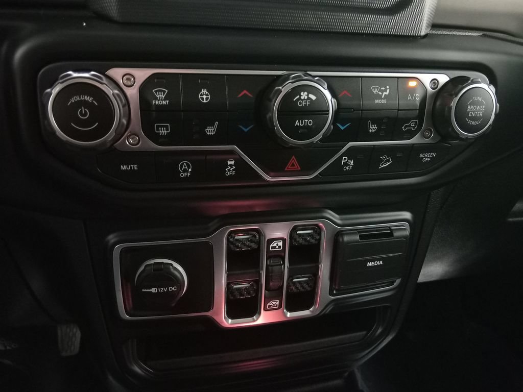 Used 2019 Jeep Wrangler Unlimited Sport S AWD/4WD image 21