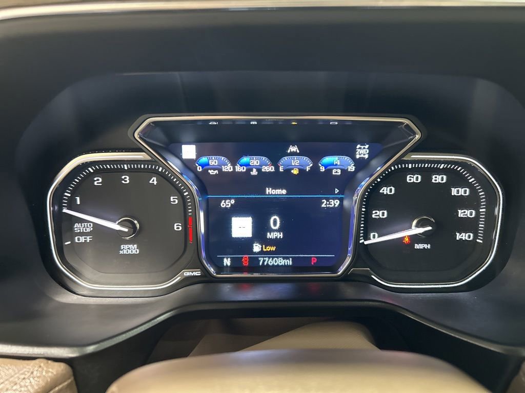 Used 2021 GMC Yukon Denali AWD/4WD image 18