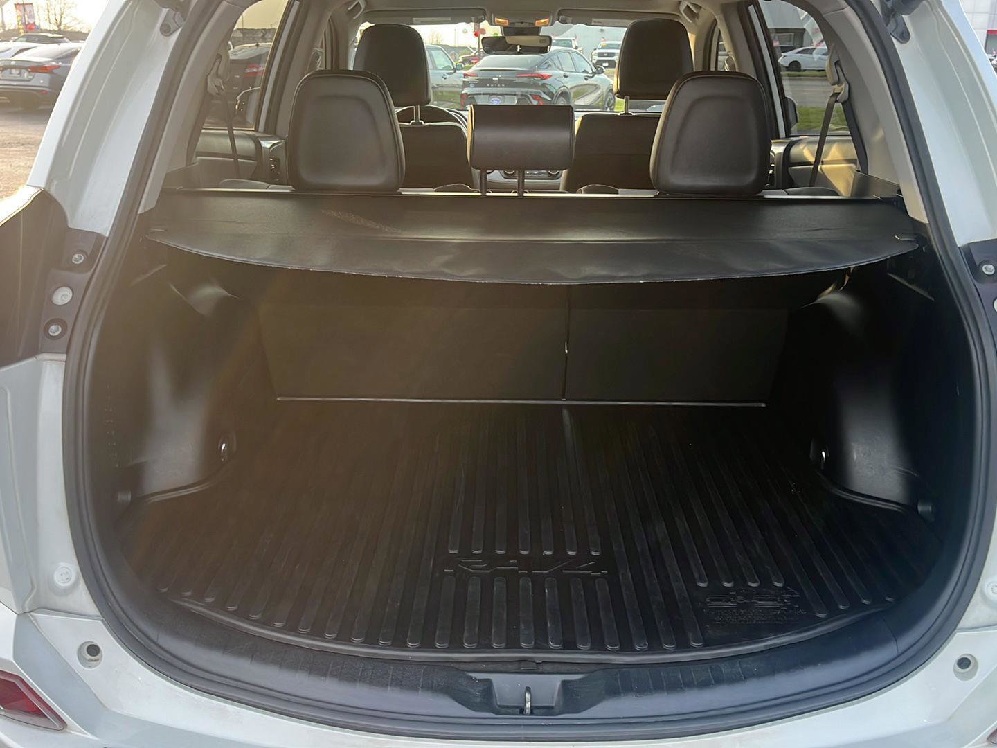 Used 2018 Toyota RAV4 Limited w/ All Weather Liner Package image 15