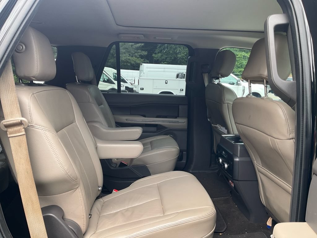 Certified 2020 Ford Expedition XLT w/ Equipment Group 202A RWD image 13