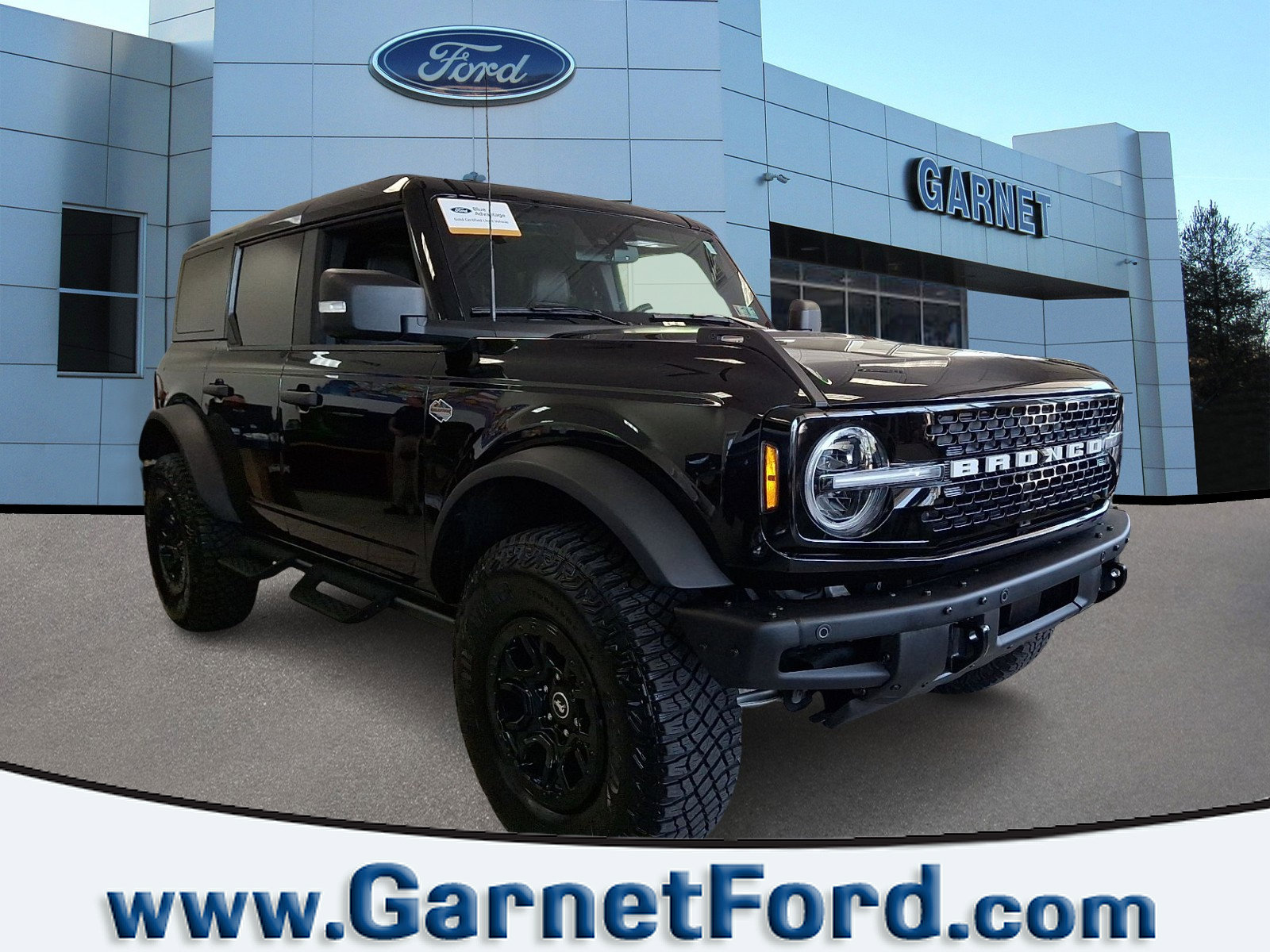 Certified 2024 Ford Bronco Wildtrak AWD/4WD image 1