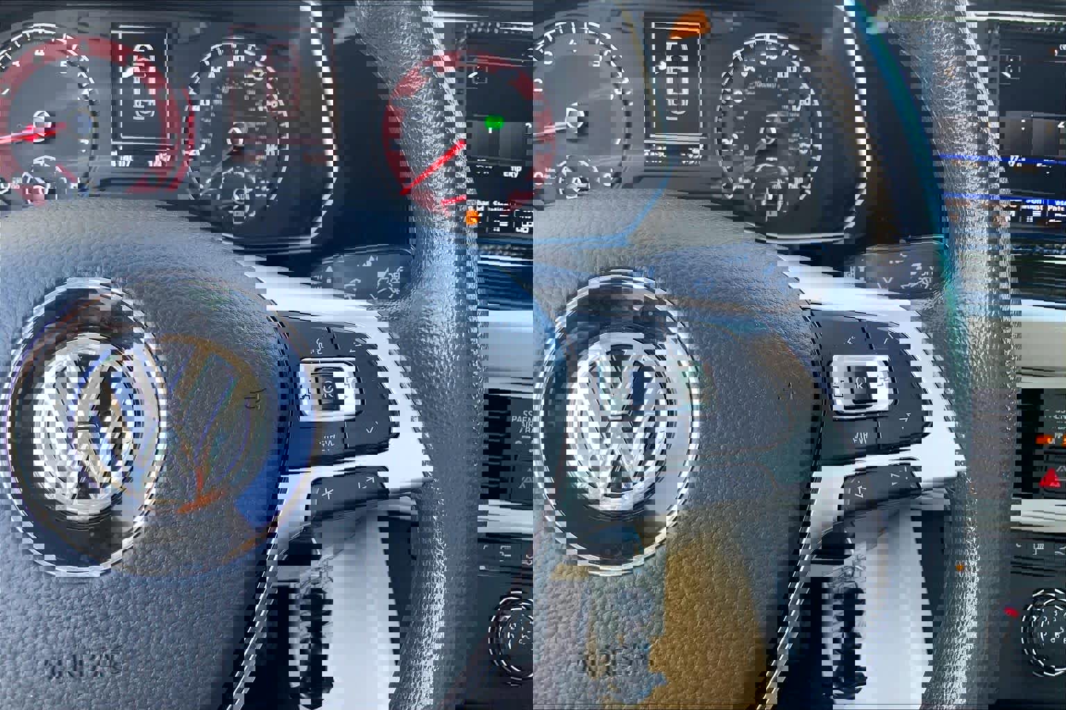 Used 2020 Volkswagen Jetta S w/ Driver Assistance Package image 24