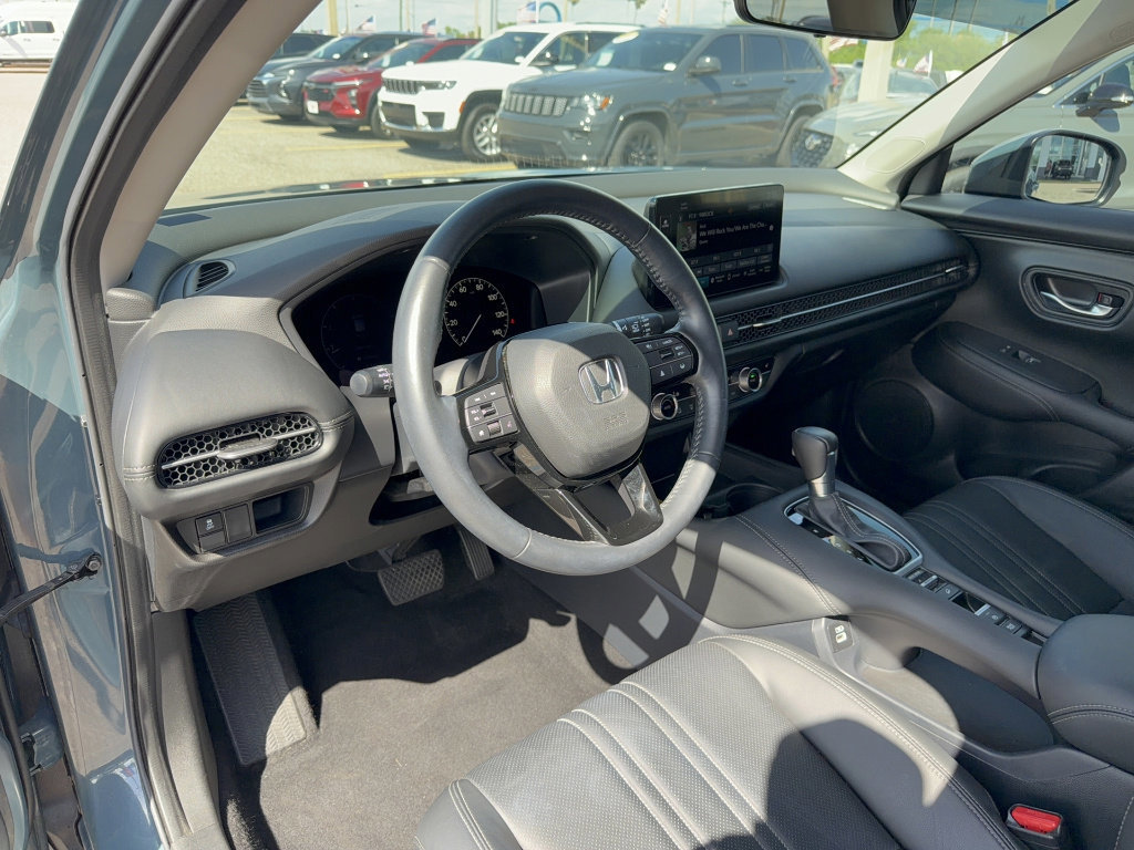Used 2023 Honda HR-V EX-L image 10