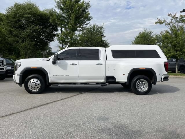Used 2025 GMC Sierra 3500 Denali w/ Denali Reserve Package AWD/4WD image 2