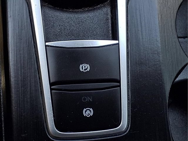 Certified 2022 Ford Escape SE FWD image 18