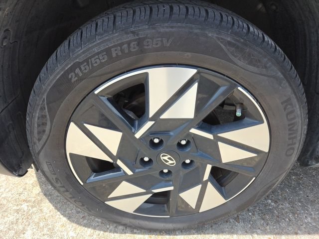 Used 2024 Hyundai Kona SEL w/ Convenience Package FWD image 14