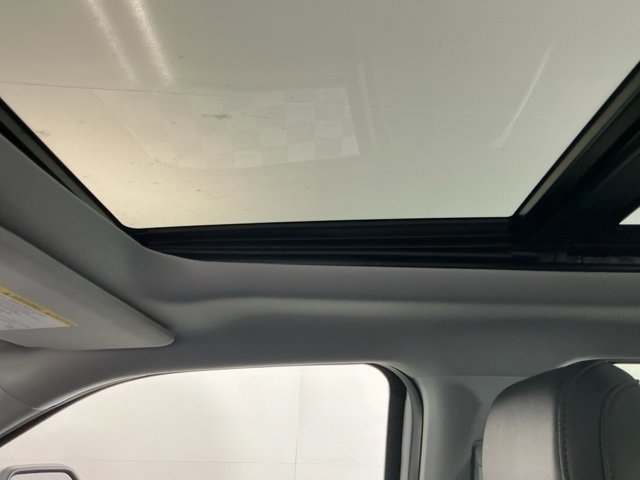 Certified 2025 Ford F450 Lariat w/ FX4 Off-Road Package image 24