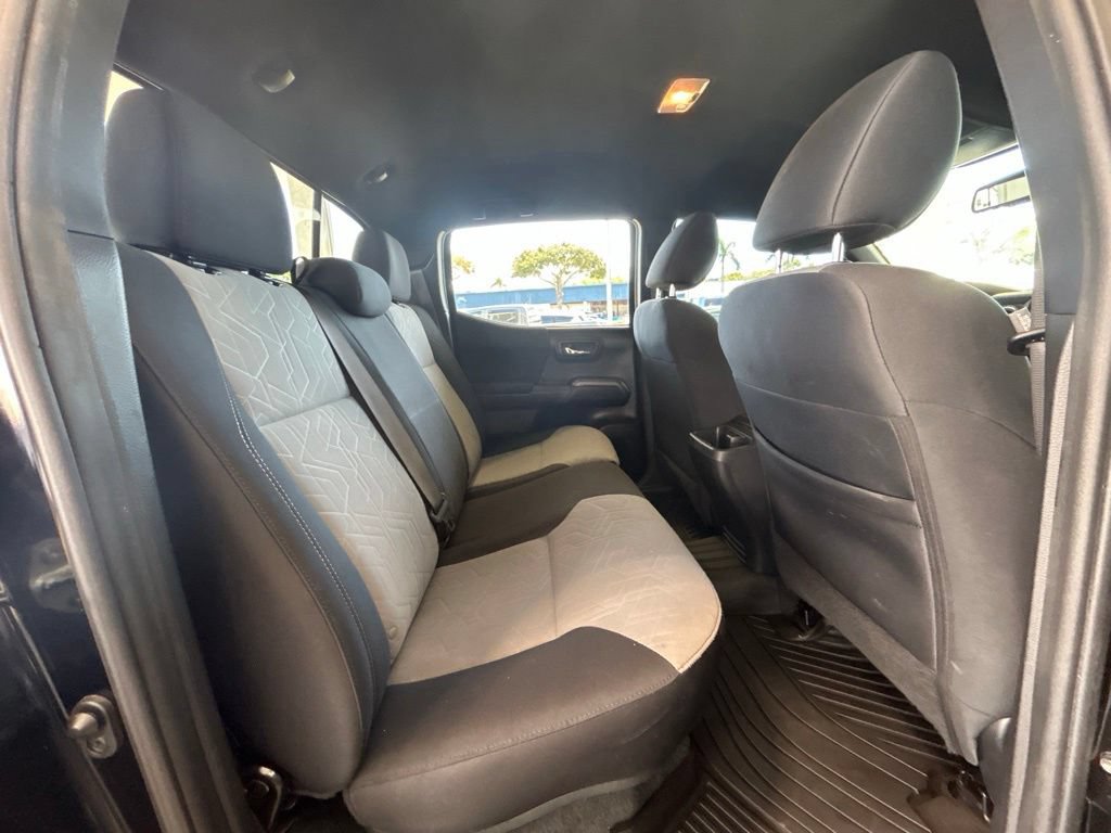 Used 2023 Toyota Tacoma TRD Off-Road w/ Technology Package RWD image 30
