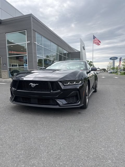 Certified 2024 Ford Mustang GT Premium RWD image 2