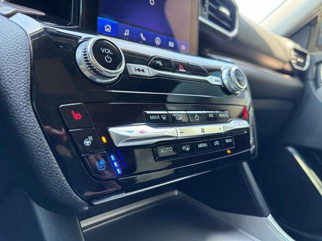 Certified 2023 Ford Explorer Limited w/ Limited Technology Package image 26