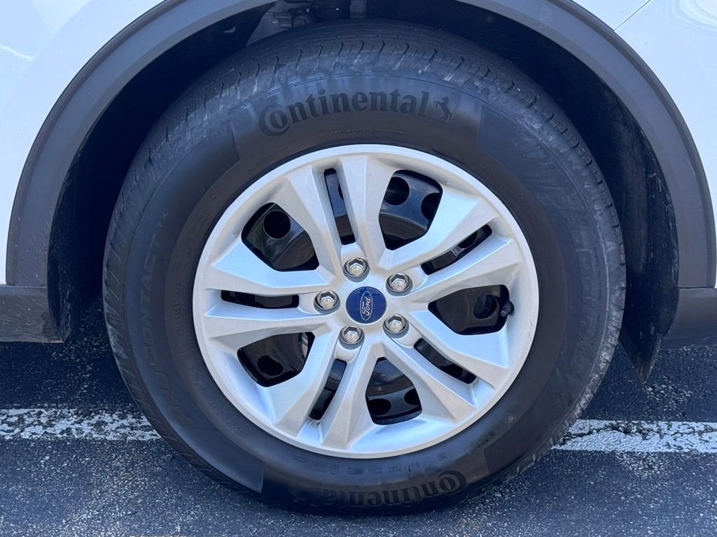 Certified 2022 Ford Escape S AWD/4WD image 40