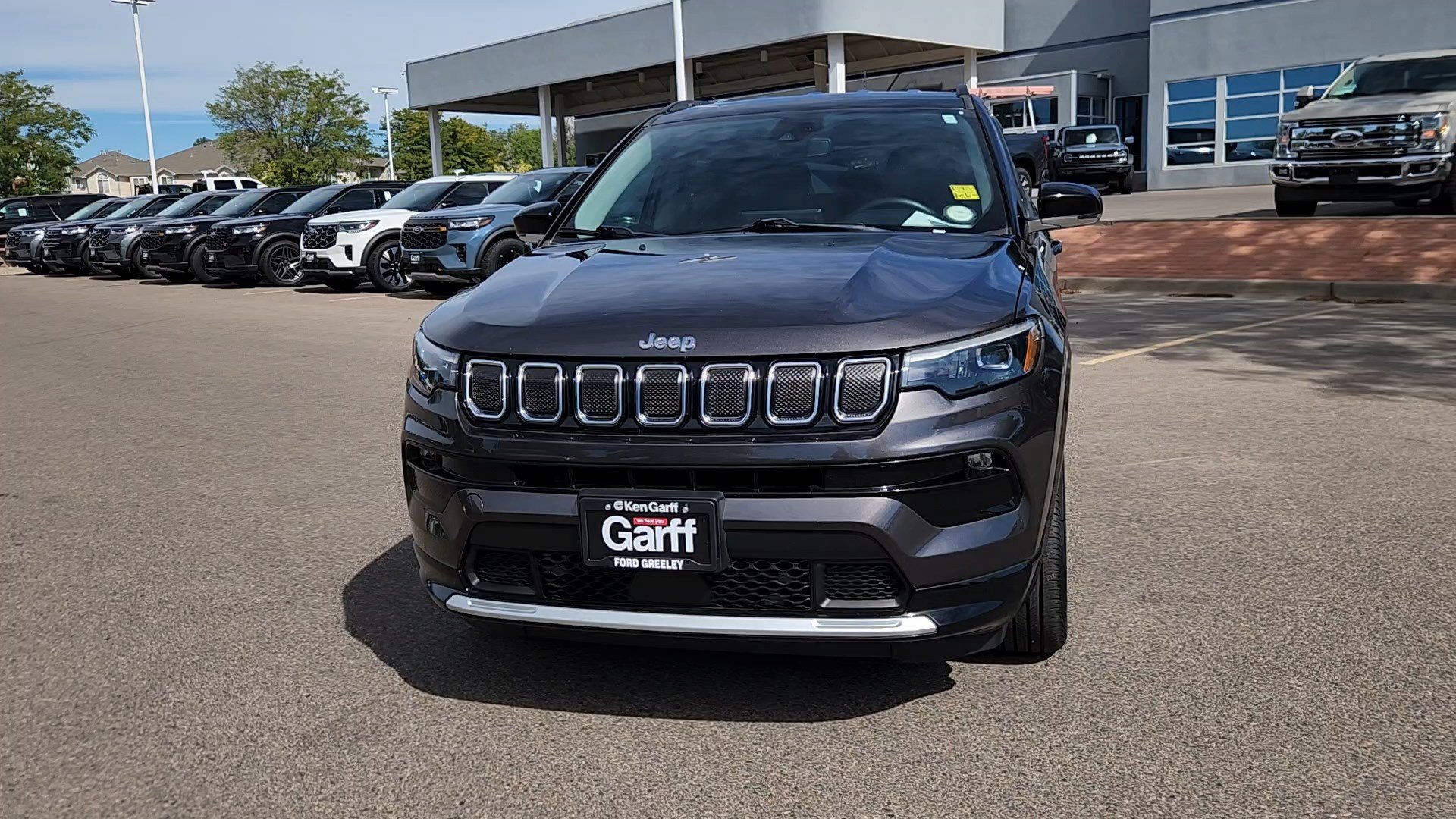 Used 2022 Jeep Compass Limited w/ Elite Group AWD/4WD image 5