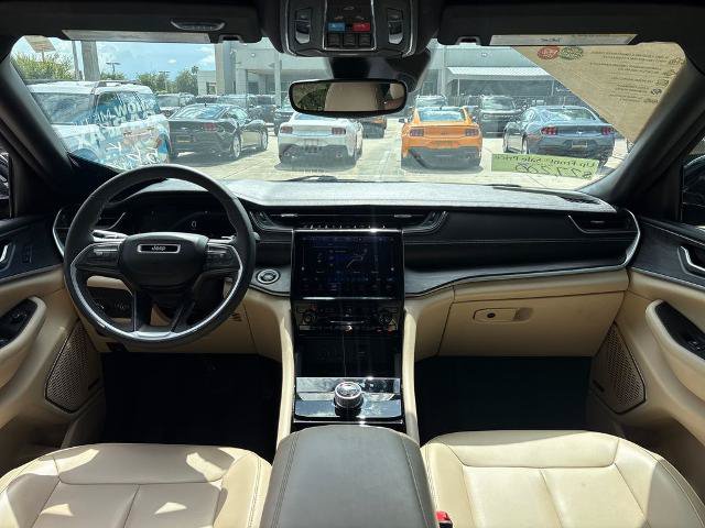 Used 2023 Jeep Grand Cherokee L Limited RWD image 7