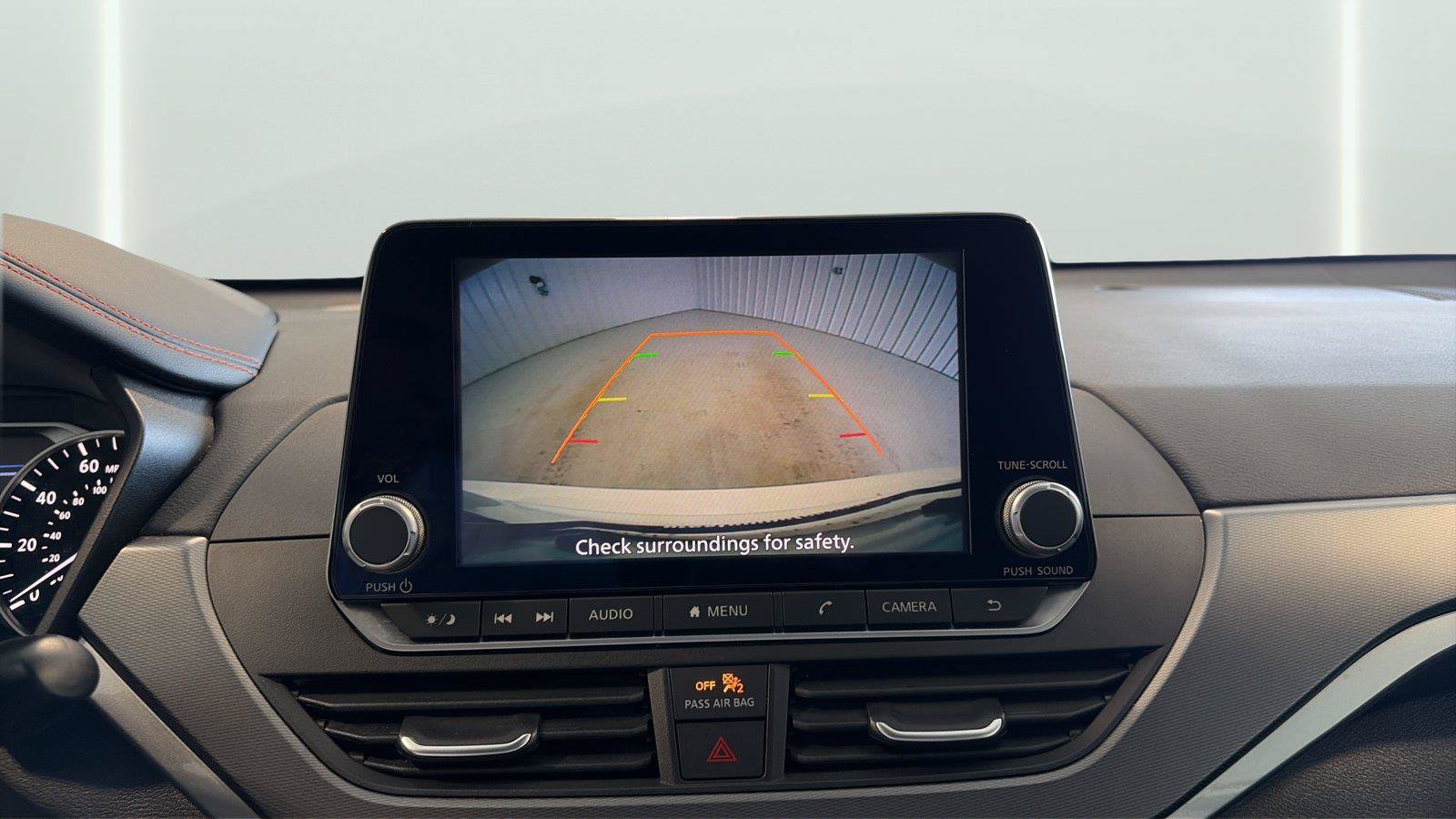 Used 2024 Nissan Altima 2.5 SR FWD image 19