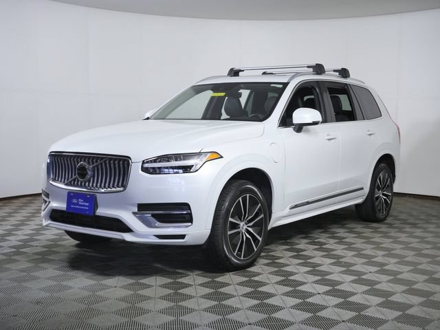 Used 2022 Volvo XC90 T8 Inscription Expression w/ Protection Package Premier AWD/4WD image 2