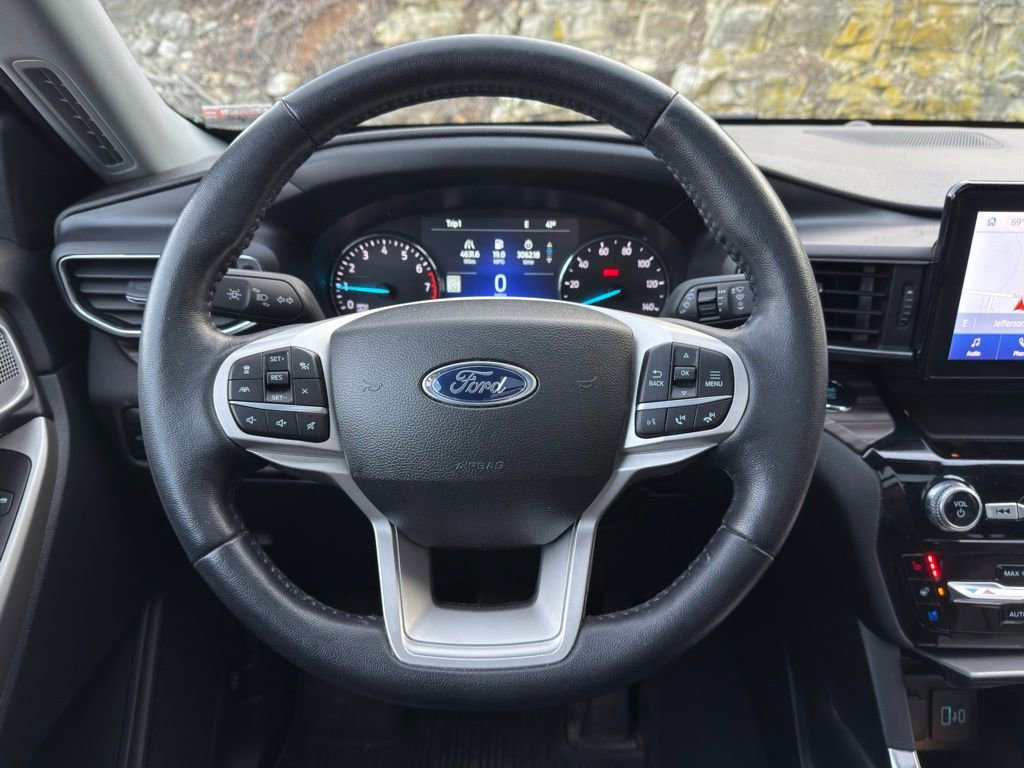 Certified 2023 Ford Explorer Limited w/ Equipment Group 301A image 21