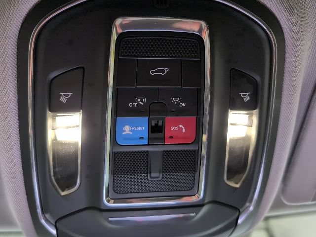 Used 2023 Jeep Grand Cherokee Limited AWD/4WD image 28