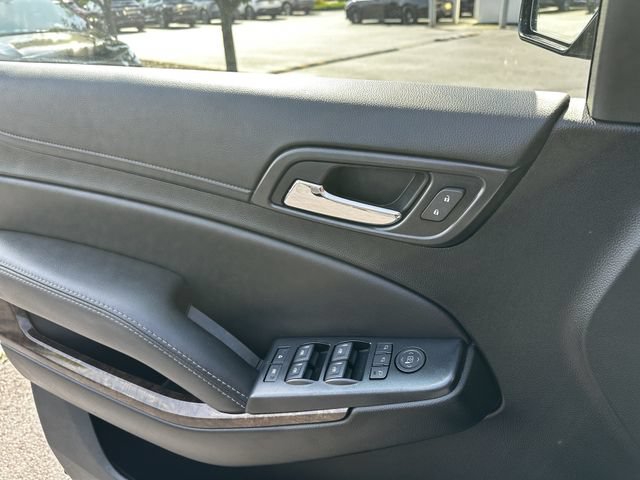 Used 2019 Chevrolet Suburban LT AWD/4WD image 30
