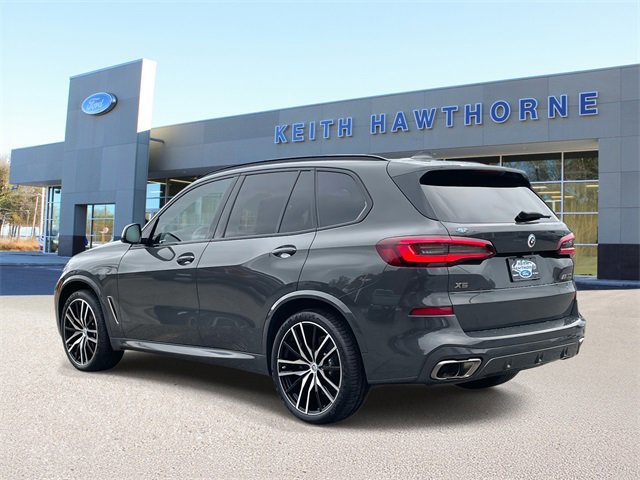 Used 2023 BMW X5 M50i w/ Executive Package image 2
