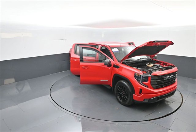 Used 2023 GMC Sierra 1500 Elevation image 30