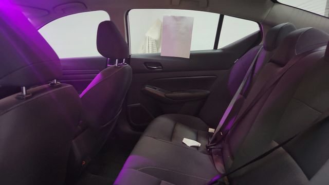 Used 2025 Nissan Altima 2.5 SV FWD image 18