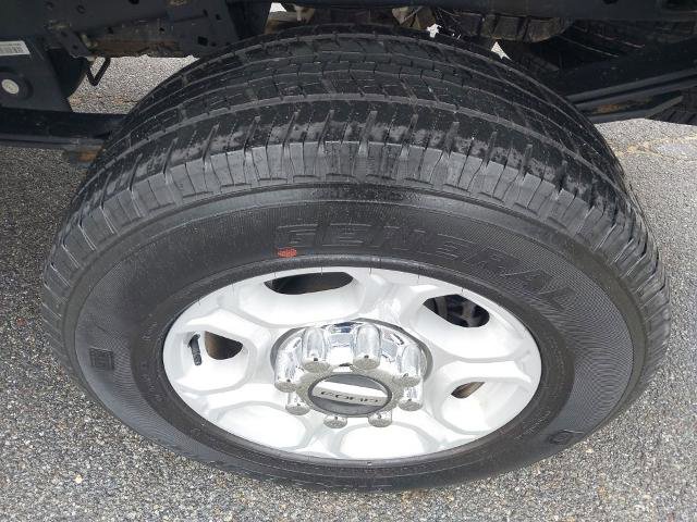 Certified 2025 Ford F250 XLT w/ Snow Plow Prep Package AWD/4WD image 12