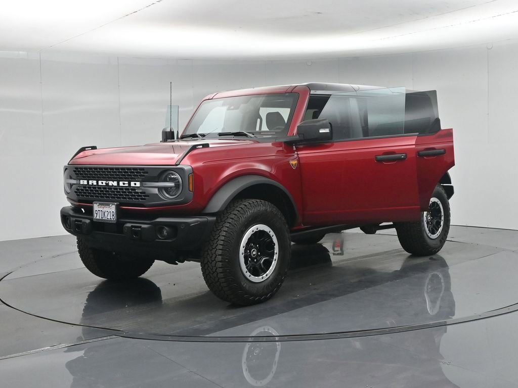 Certified 2025 Ford Bronco Badlands AWD/4WD image 29