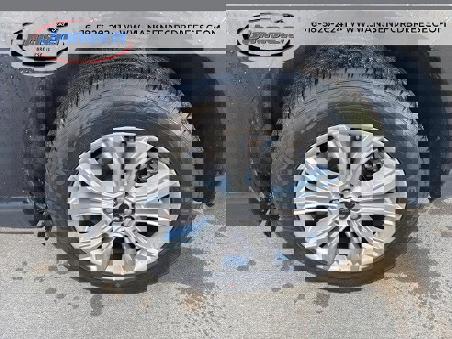 Certified 2024 Ford Edge Titanium image 7