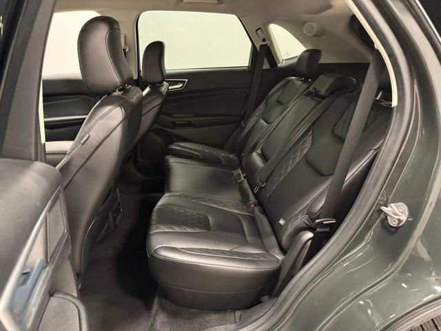 Certified 2024 Ford Edge Titanium AWD/4WD image 31
