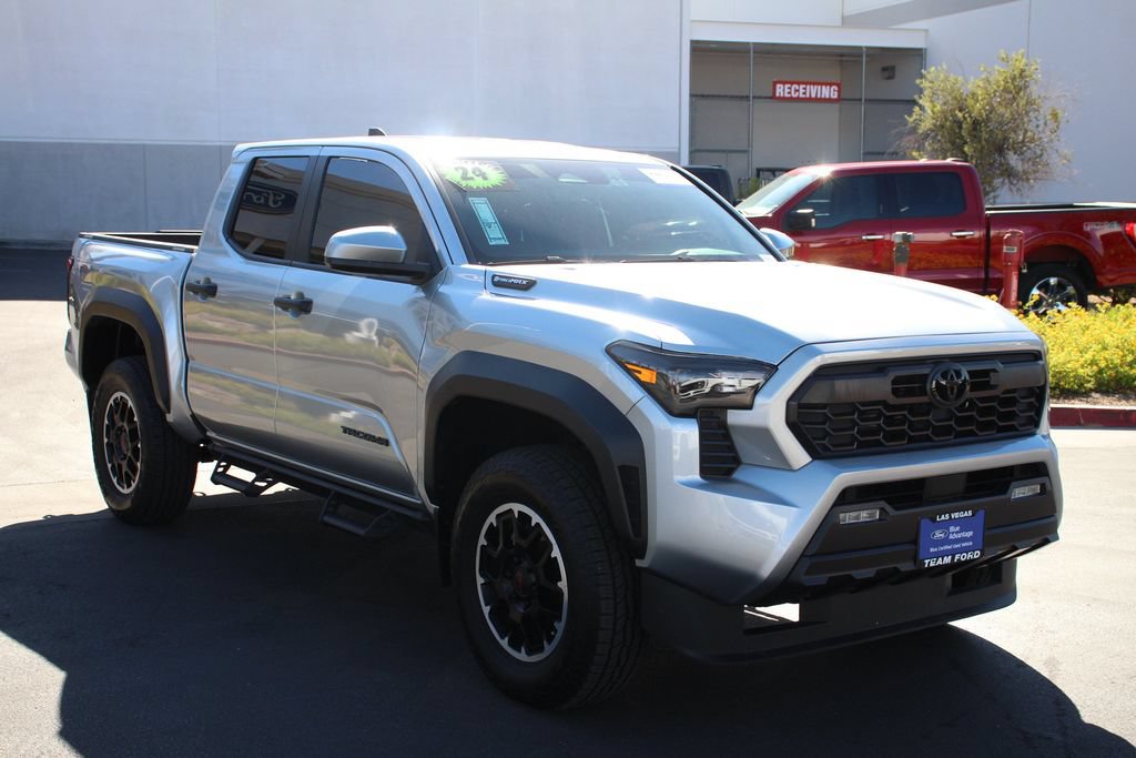 Used 2024 Toyota Tacoma TRD Off-Road AWD/4WD image 11