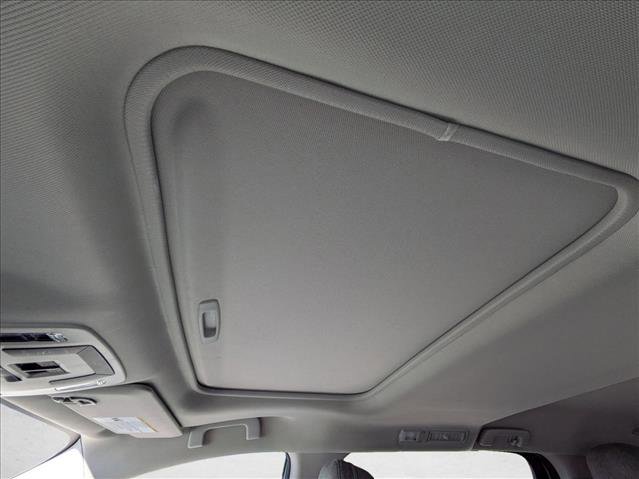 Used 2024 Toyota Sienna XLE image 14