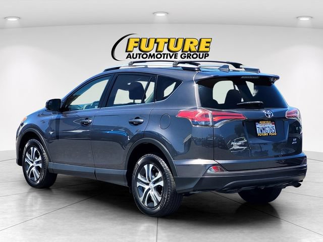 Used 2017 Toyota RAV4 LE w/ Carpet Mat Package AWD/4WD image 6