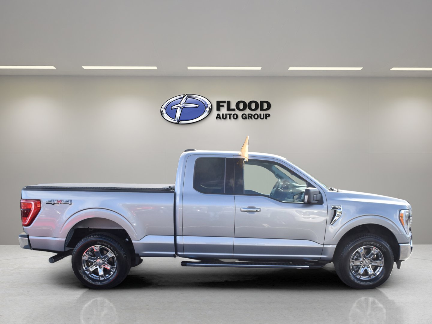 Certified 2021 Ford F150 XLT w/ Equipment Group 302A High AWD/4WD image 3