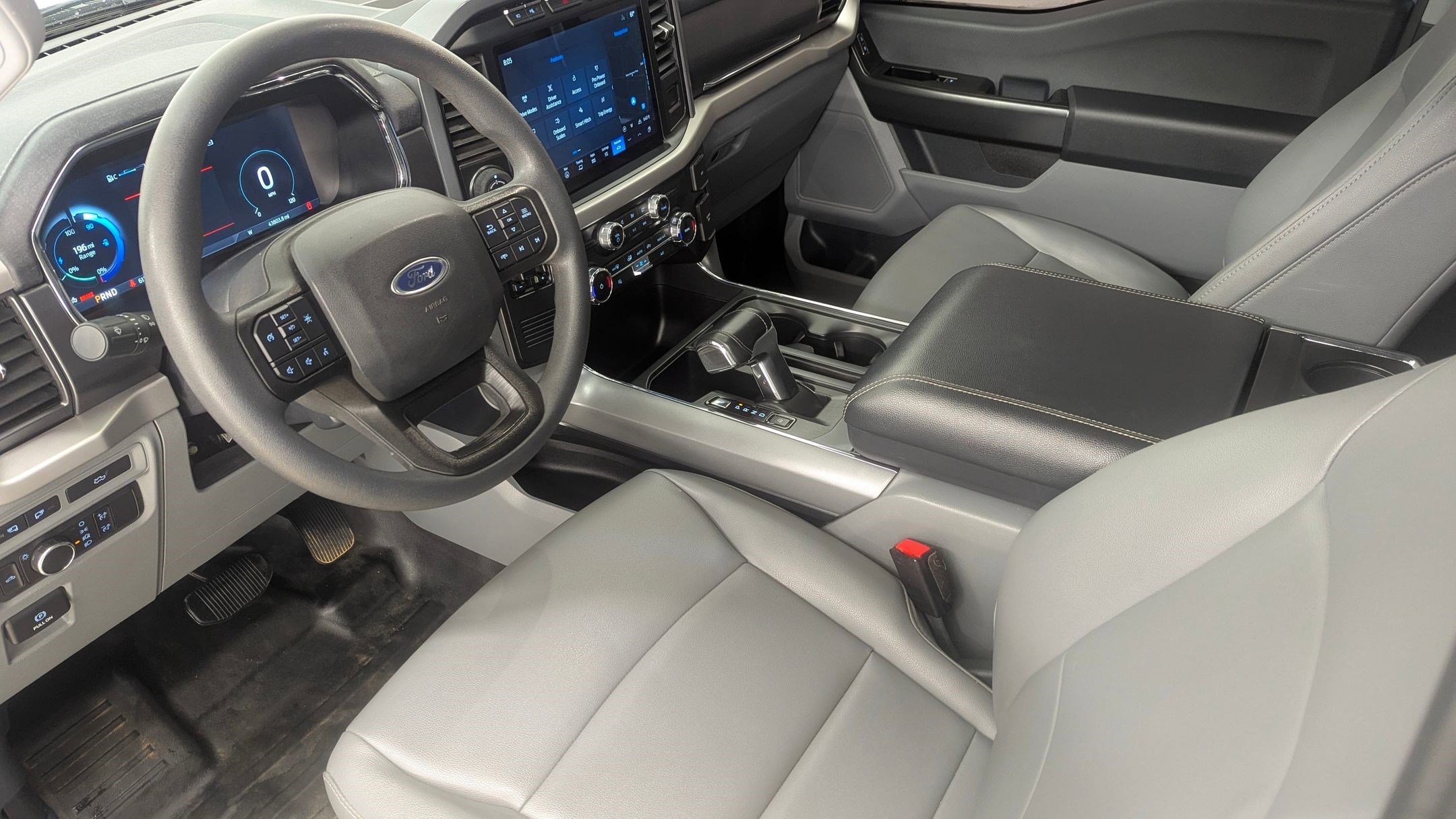 Certified 2022 Ford F150 Lightning Pro w/ Tow Technology Package image 4