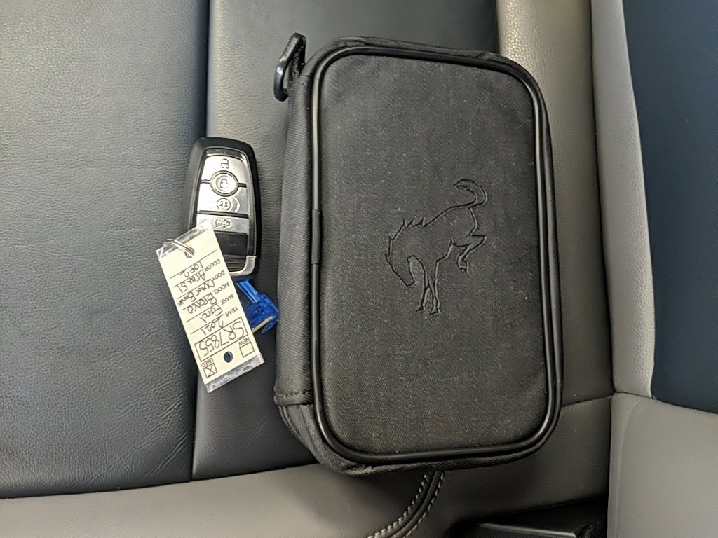 Certified 2021 Ford Bronco Outer Banks w/ Sasquatch Package image 26