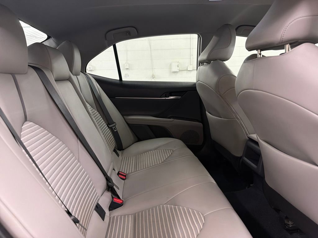 Used 2023 Toyota Camry SE image 29