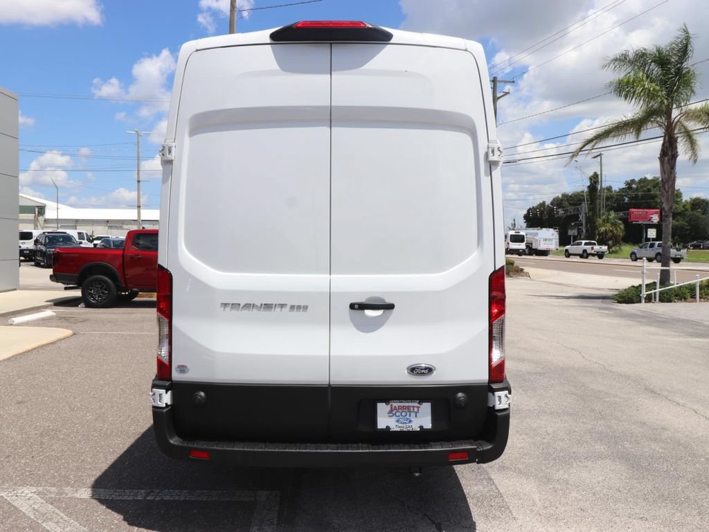Certified 2025 Ford Transit 250 148 High Roof Extended RWD image 10
