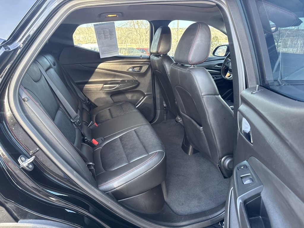 Used 2023 Chevrolet Bolt EUV Premier w/ Sun & Sound Package image 25