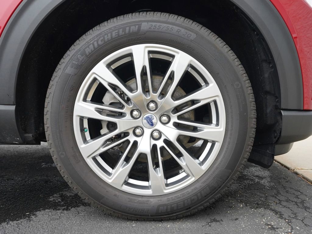 Certified 2025 Ford Explorer Platinum AWD/4WD image 30